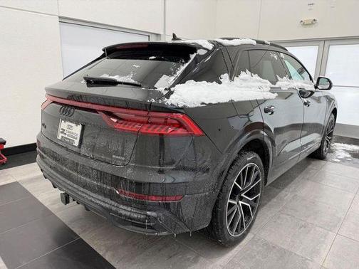 2023 Audi Q8 55 Premium Plus