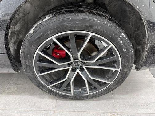 2023 Audi Q8 55 Premium Plus