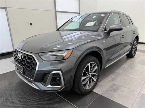 2024 Audi Q5 45 S line quattro Premium