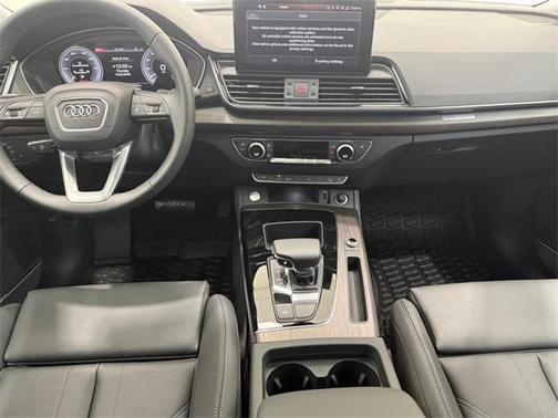 2025 Audi Q5 55 S line quattro Premium