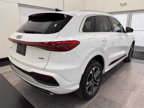 2025 Audi Q5 2.0T quattro Premium