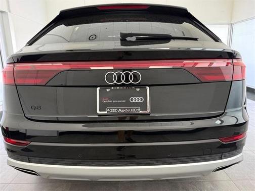 2025 Audi Q8 55 Premium