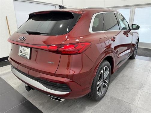 2025 Audi Q5 2.0T quattro Premium