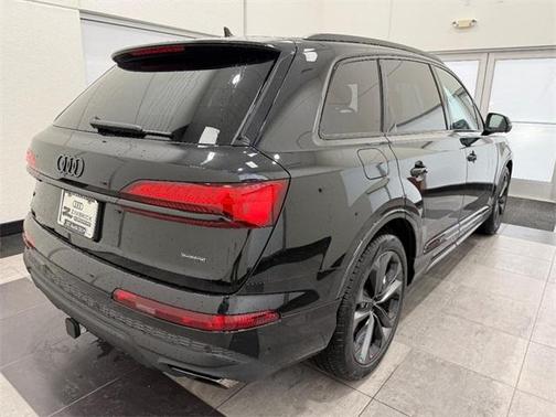 2026 Audi Q7 55 Premium Plus