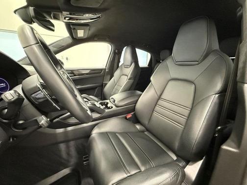 2023 Porsche Cayenne Turbo GT