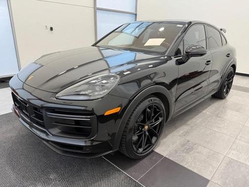 2023 Porsche Cayenne Turbo GT
