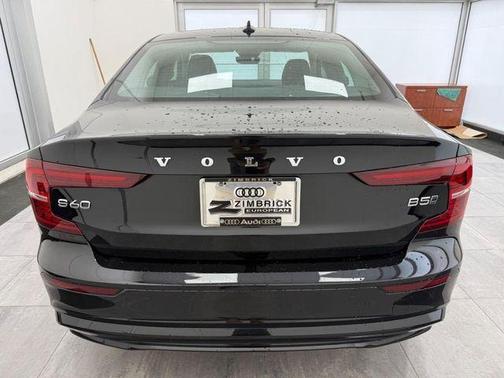 Onyx Black Metallic 2024 Volvo S60 B5 Ultimate Dark Theme