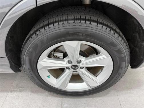 2025 Audi Q7 45 Premium