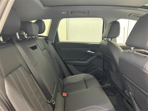 2025 Audi Q6 e-tron Premium