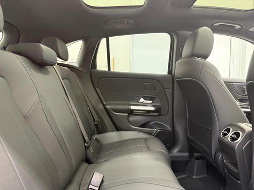 2026 Mercedes-Benz GLA 250 Base 4MATIC