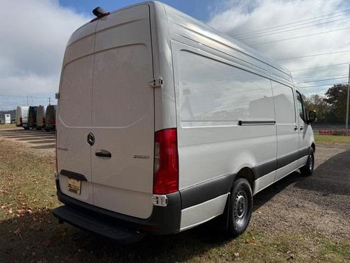 2026 Mercedes-Benz Sprinter 2500 High Roof