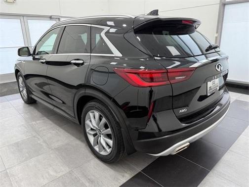 2022 INFINITI QX50 Luxe