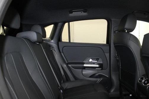 2025 Mercedes-Benz GLA 250 Base 4MATIC