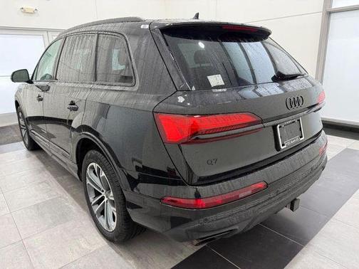 2025 Audi Q7 45 Premium