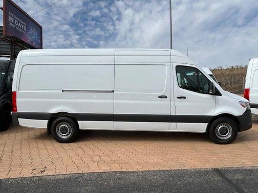 2024 Mercedes-Benz Sprinter 2500 170 WB
