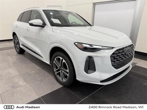 2025 Audi Q5 2.0T quattro Premium