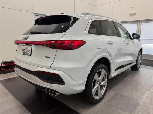 2025 Audi Q5 2.0T quattro Premium