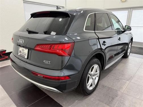 2018 Audi Q5 2.0T Premium Plus