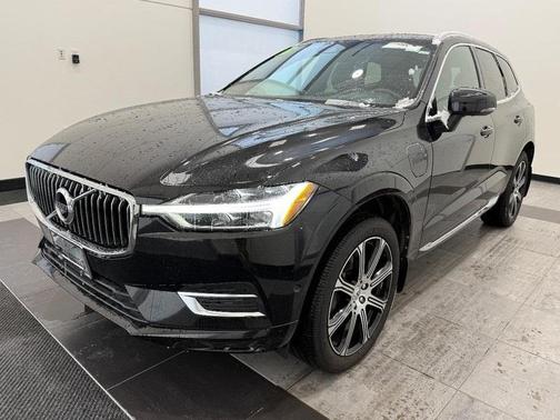 2018 Volvo XC60 Recharge Plug-In Hybrid T8 Inscription