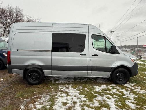 2026 Mercedes-Benz Sprinter 2500 Standard Roof