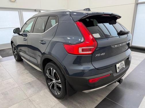 2021 Volvo XC40 T5 Inscription