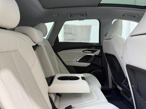 2025 Audi Q5 2.0T quattro Premium