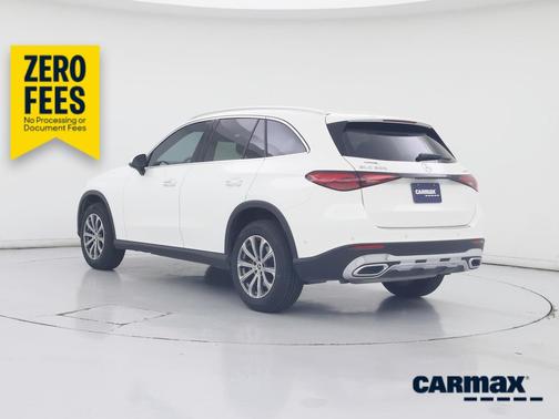 White 2025 Mercedes-Benz GLC 300