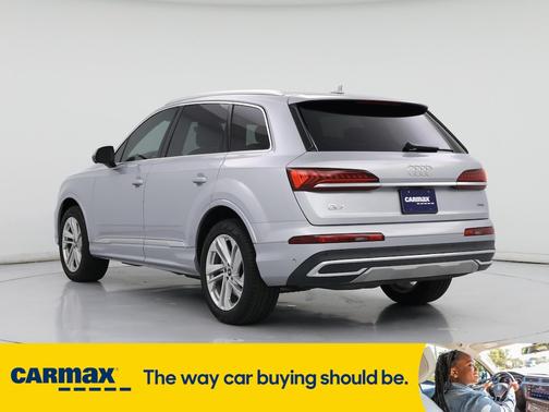 2022 Audi Q7 Premium Plus