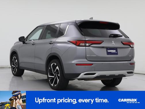 2023 Mitsubishi Outlander SE