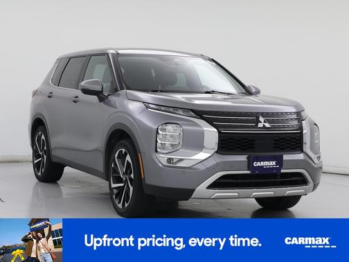 2023 Mitsubishi Outlander SE