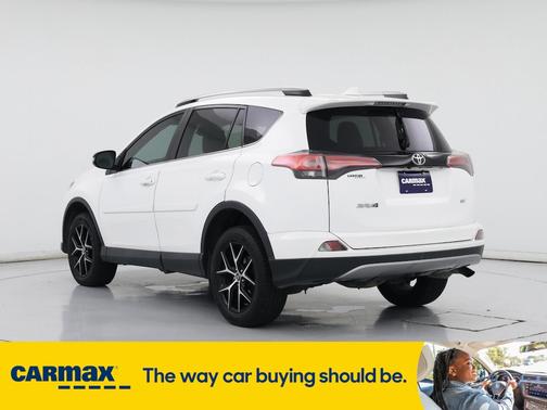 2018 Toyota RAV4 SE