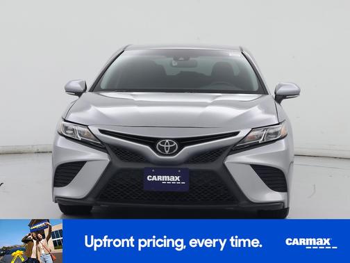 Gray 2018 Toyota Camry SE