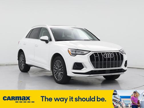 2022 Audi Q3 Premium