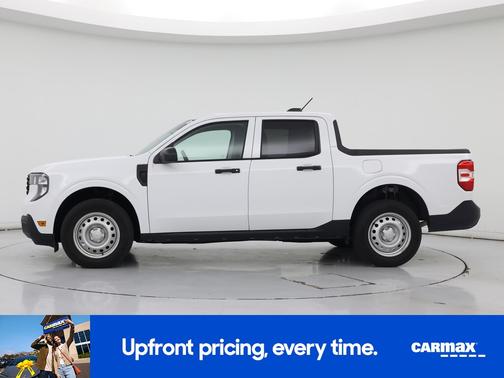White 2025 Ford Maverick XL