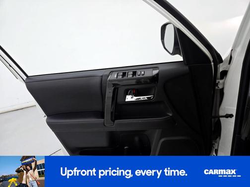 2020 Toyota 4Runner Venture