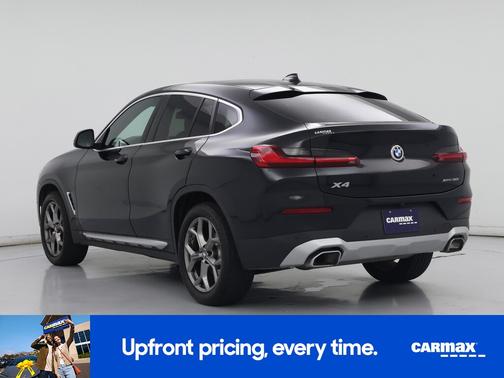 Black 2022 BMW X4 XDrive30i