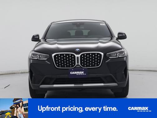 Black 2022 BMW X4 XDrive30i