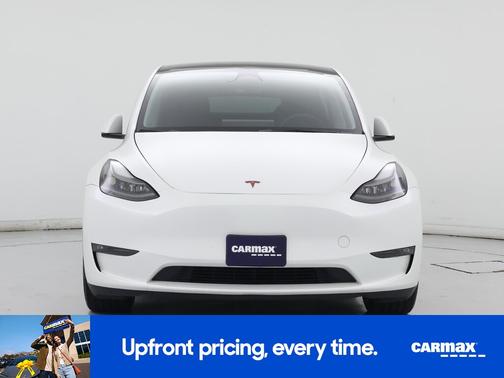 White 2023 Tesla Model Y Performance