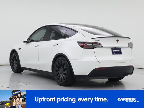 White 2023 Tesla Model Y Performance