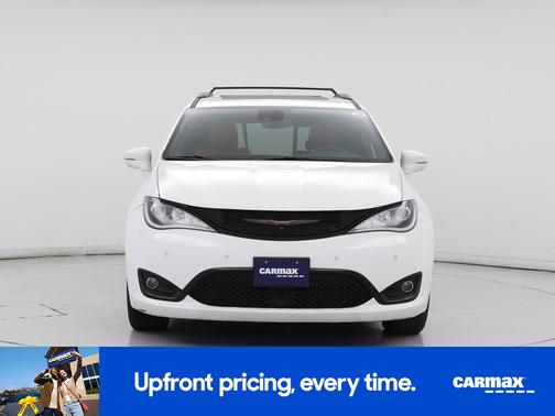 2020 Chrysler Pacifica Red S