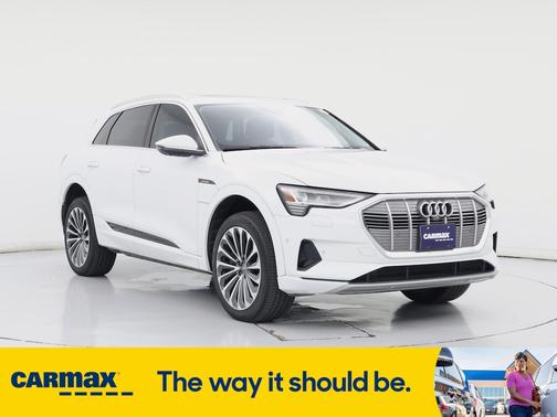 2019 Audi e-tron Prestige