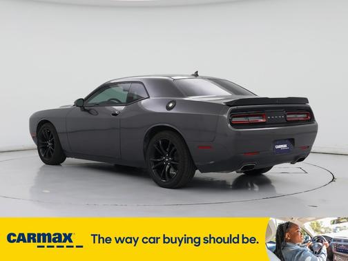 2017 Dodge Challenger SXT Plus