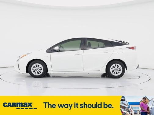 2016 Toyota Prius Two