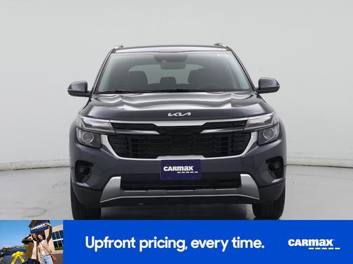 Gray 2025 Kia Seltos S
