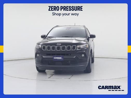 Black 2023 Jeep Compass Latitude
