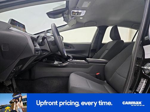 2025 Toyota Prius LE