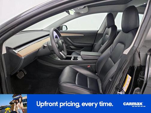 Black 2023 Tesla Model 3