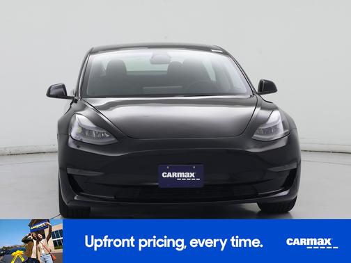 Black 2023 Tesla Model 3