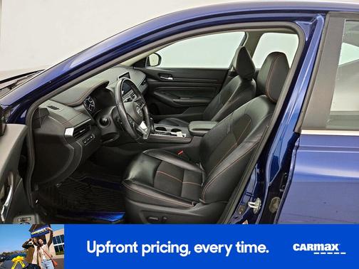 Blue 2020 Nissan Altima SR