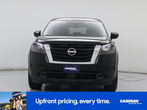 2025 Nissan Pathfinder S